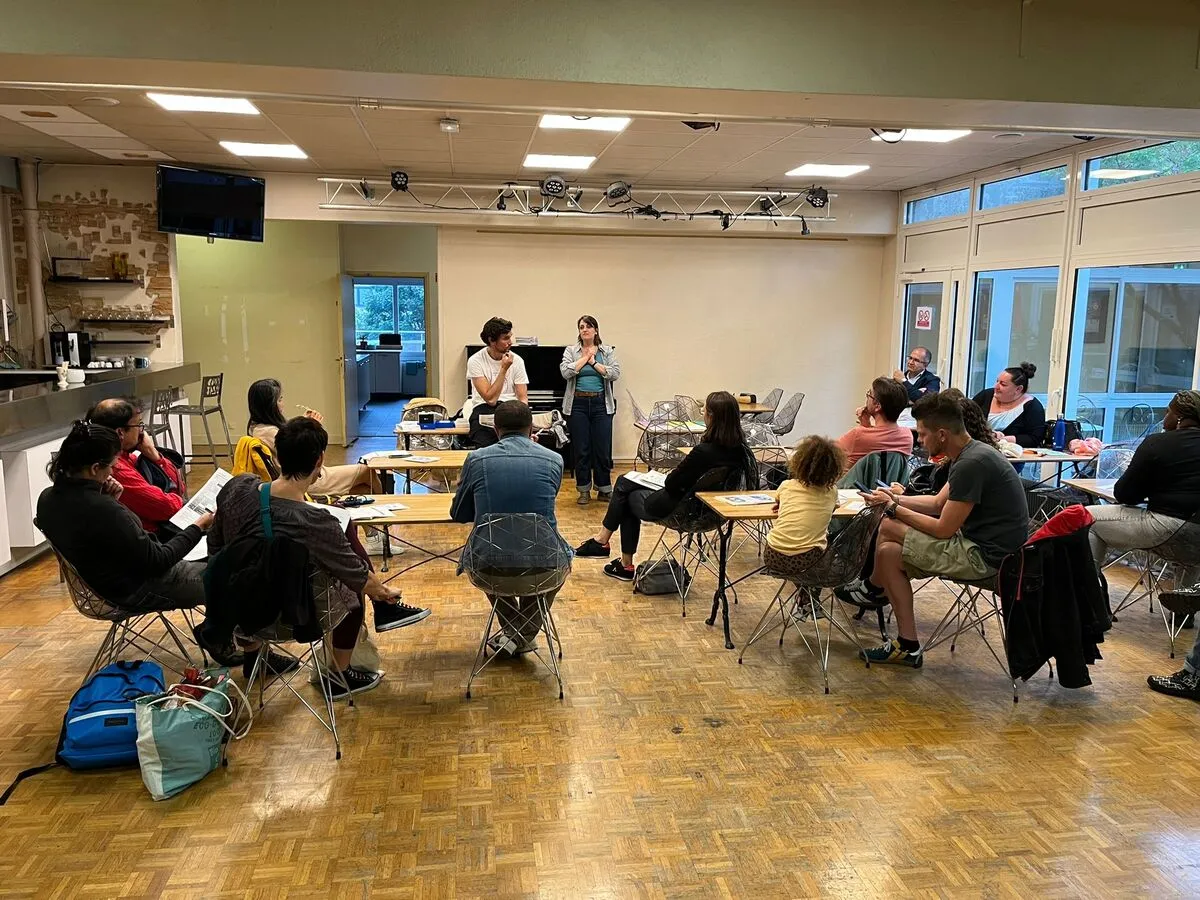 Inscriptions ateliers théâtre - Association A3JV