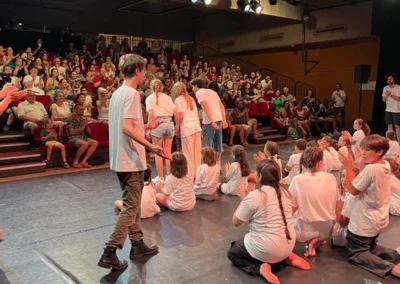 Saluts spectacle fin d'année Association A3JV Centre culturel Jean Vilar juin 2025